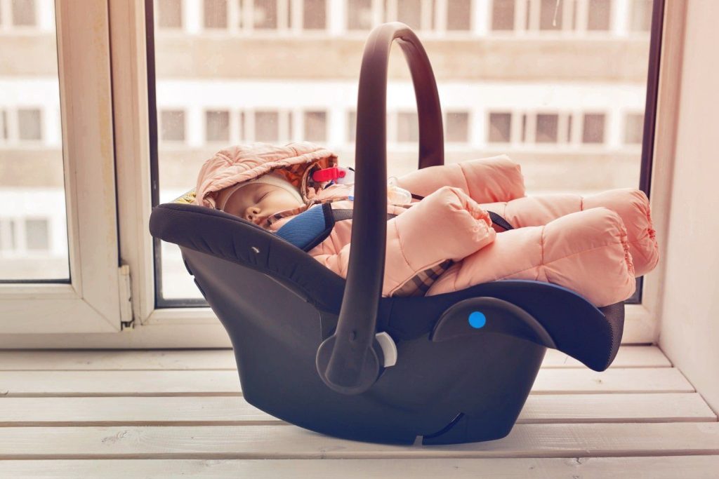 Las características principales que debe tener una silla de paseo para tu bebé